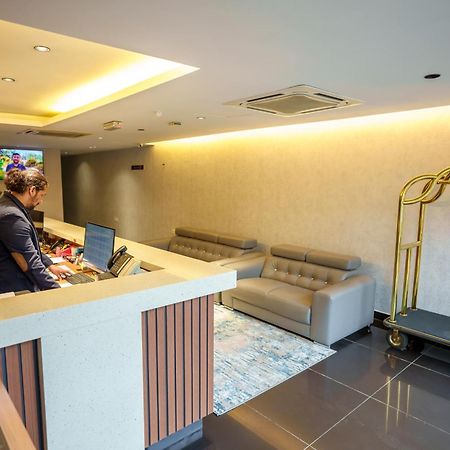 Alaxis Hotel Куала Лумпур Екстериор снимка